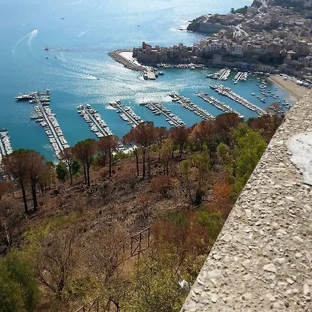 Monte Apartamento Trappeto (Sicily)